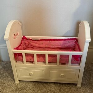 VGUC American Girl Bitty Baby White Doll Crib with Pink Bedding!